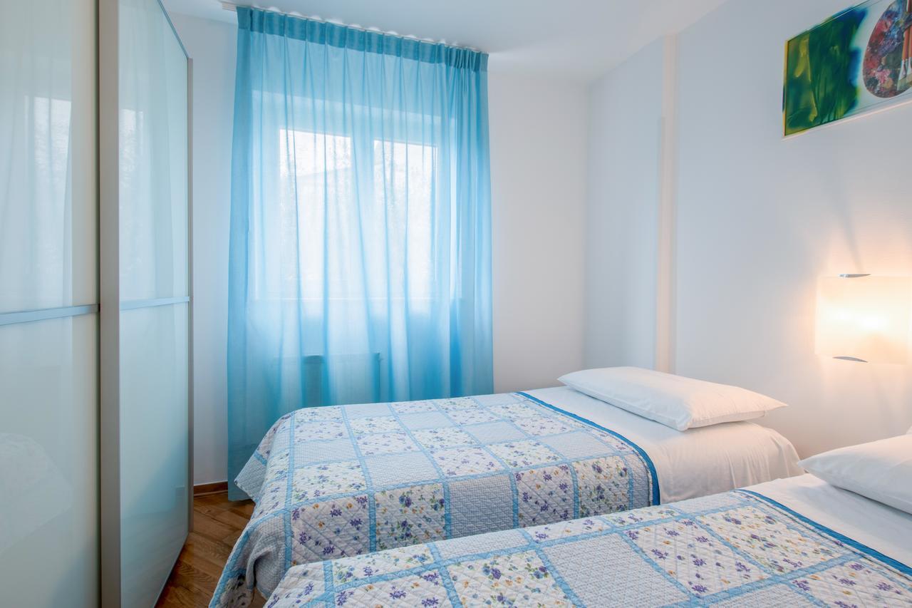 Apartments Bella Vista Umag Exterior foto